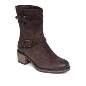 Aetrex Women's Rubi Buckle Boot In Dark Brown